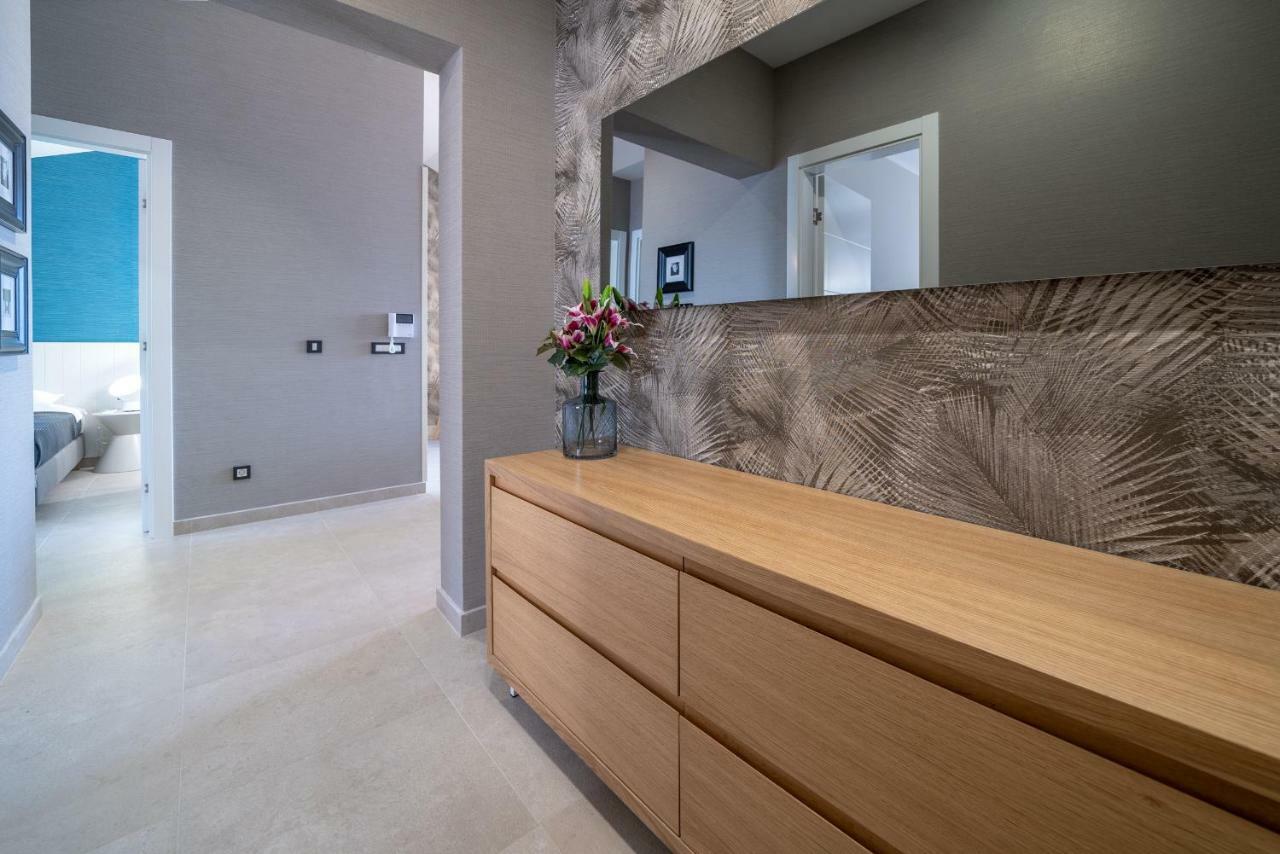 Sealine Apartments A1 Tivat Bagian luar foto