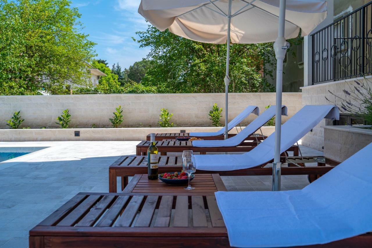 Sealine Apartments A1 Tivat Bagian luar foto